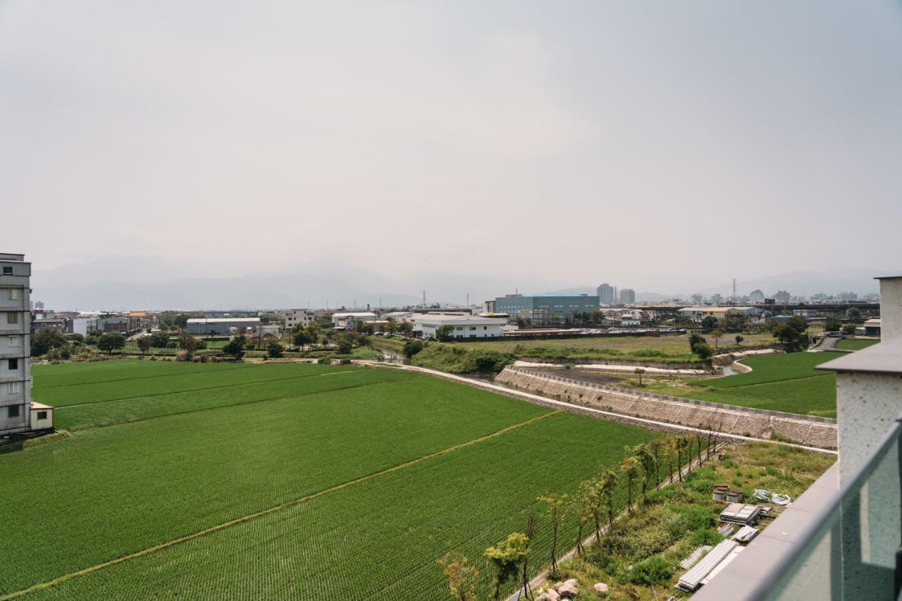 Tsang Kuo Resort Wujie Exterior photo